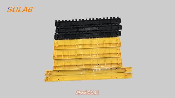 Hochwertiger ABS-Plastik-Step-Demarkationsstreifen mit 19-Zähnen-Snap-On-Aufbau und gelbe Sicherheitswarnkante mit hoher Helligkeit für OTIS XAA455J1
